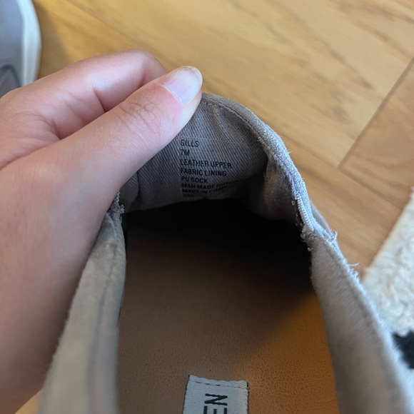 Steve Madden Gill Slip on sneaker in Grey Suede - Picture 6 of 7